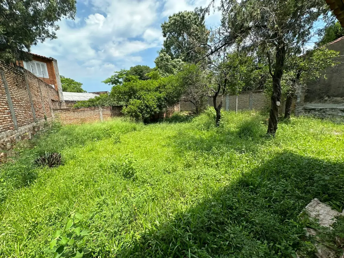 REMATE DE AMPLIA PROPIEDAD CON CONSTRUCCIÓN EN ASUNCION - Image 3