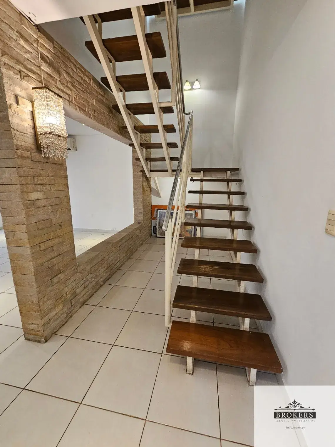 3-Bedroom House for Sale in San Cristobal, Asunción - Image 17