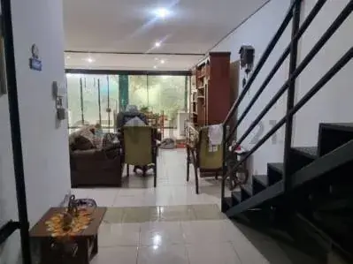 Casa de 3 dormitorios en Venta en San Jorge, Asunción - Image 3
