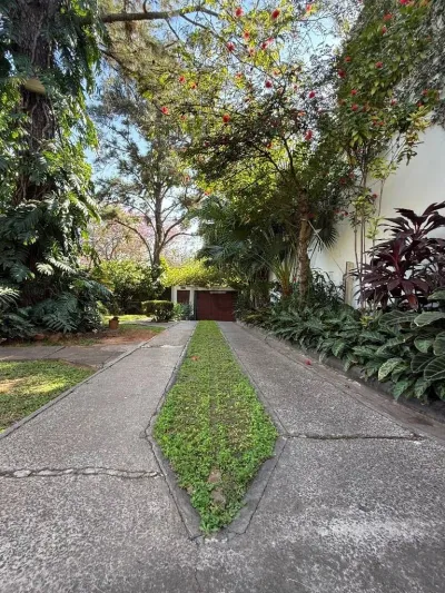 4-Bedroom House for Sale in Mariscal Estigarribia, Asunción