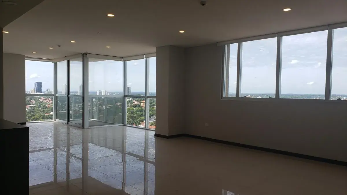 3-Bedroom Apartment for Sale in Mariscal Estigarribia, Asunción - Image 3