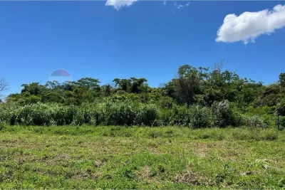 Terreno de 7.000m² à Venda em Coronel Oviedo