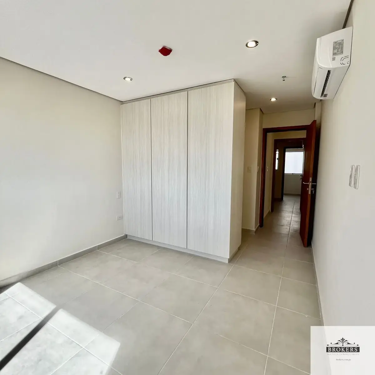 Departamento de 3 dormitorios en Venta en Jara, Asunción - Image 12