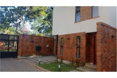 2-Bedroom House for Sale in Tercer Barrio, Luque