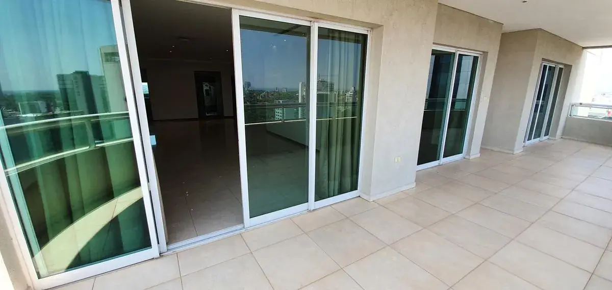 Departamento de 3 dormitorios en Venta en Ycuá Satí, Asunción - Image 8