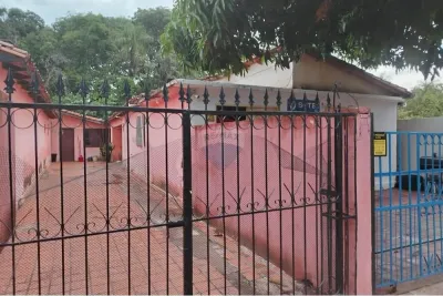 Casa de 4 quartos à Venda em Las Mercedes, San Lorenzo