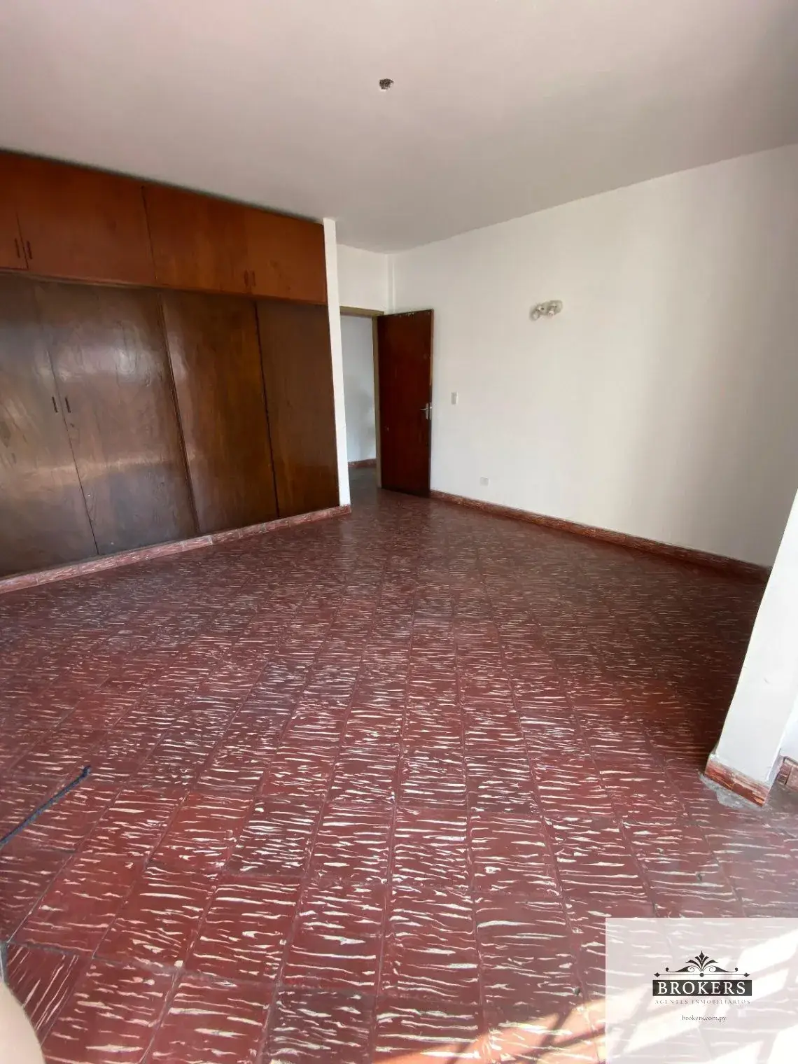 Departamento de 2 dormitorios en Alquiler en Casco Histórico San Lorenzo, San Lorenzo - Image 4