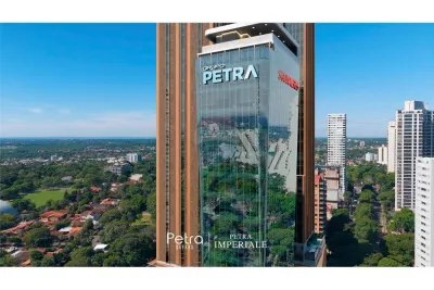 Office of 52m² for Sale in Ycuá Satí, Asunción