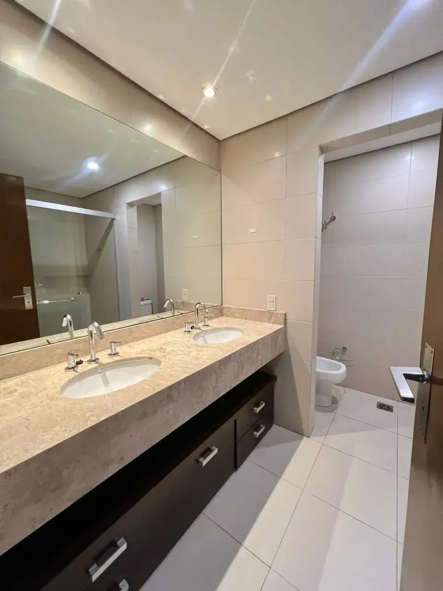 Departamento de 3 dormitorios en Venta en Recoleta, Asunción - Image 6