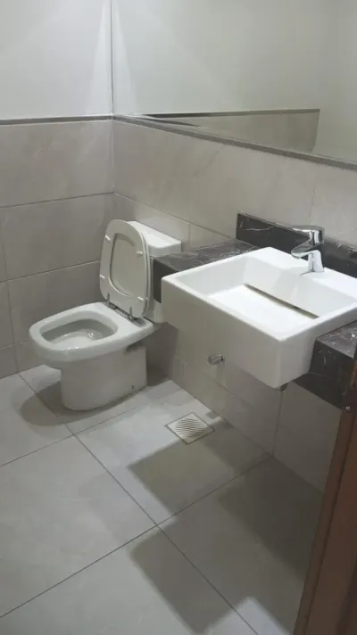 Oficina de 324m² en Alquiler en San Jorge, Asunción