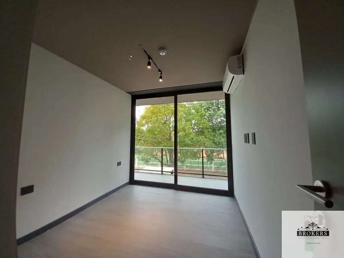 2-Bedroom Apartment for Sale in Herrera, Asunción - Image 11