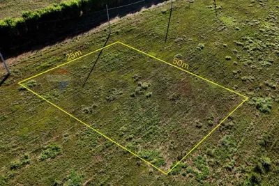 Terreno de 600m² en Venta en Carolina, Ciudad del Este