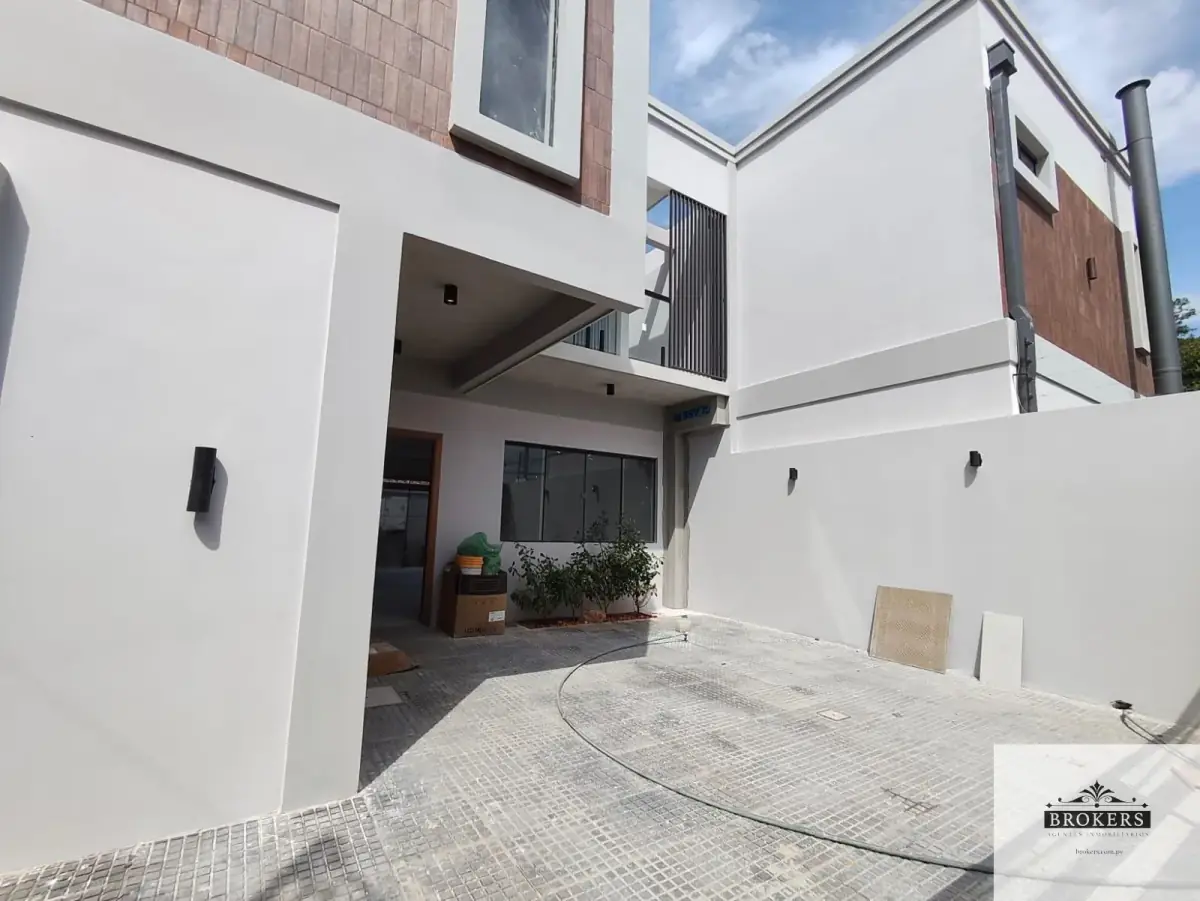 Casa de 3 quartos à Venda no Cuarto Barrio, Luque - Image 2