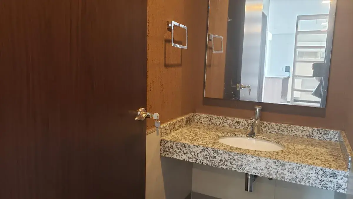 3-Bedroom Apartment for Sale in Mariscal Estigarribia, Asunción - Image 8