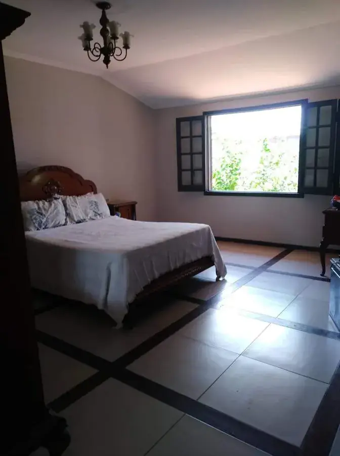 Casa de 3 dormitorios en Venta en Madame Lynch, Asunción - Image 14