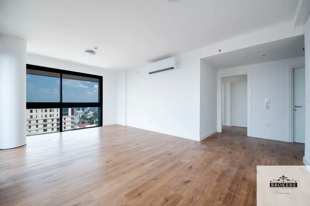 3-Bedroom Apartment for Sale in Carmelitas, Asunción - Image 4