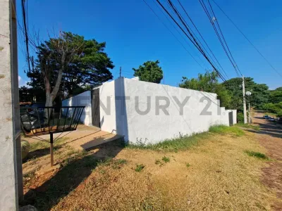 Casa de 2 dormitorios en Venta en Ypatí, Villa Elisa