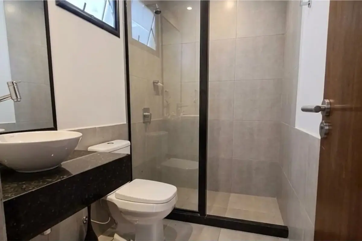 Monoambiente en Edificio Marsella, 34m², en Venta en Las Mercedes, Asunción - Image 7