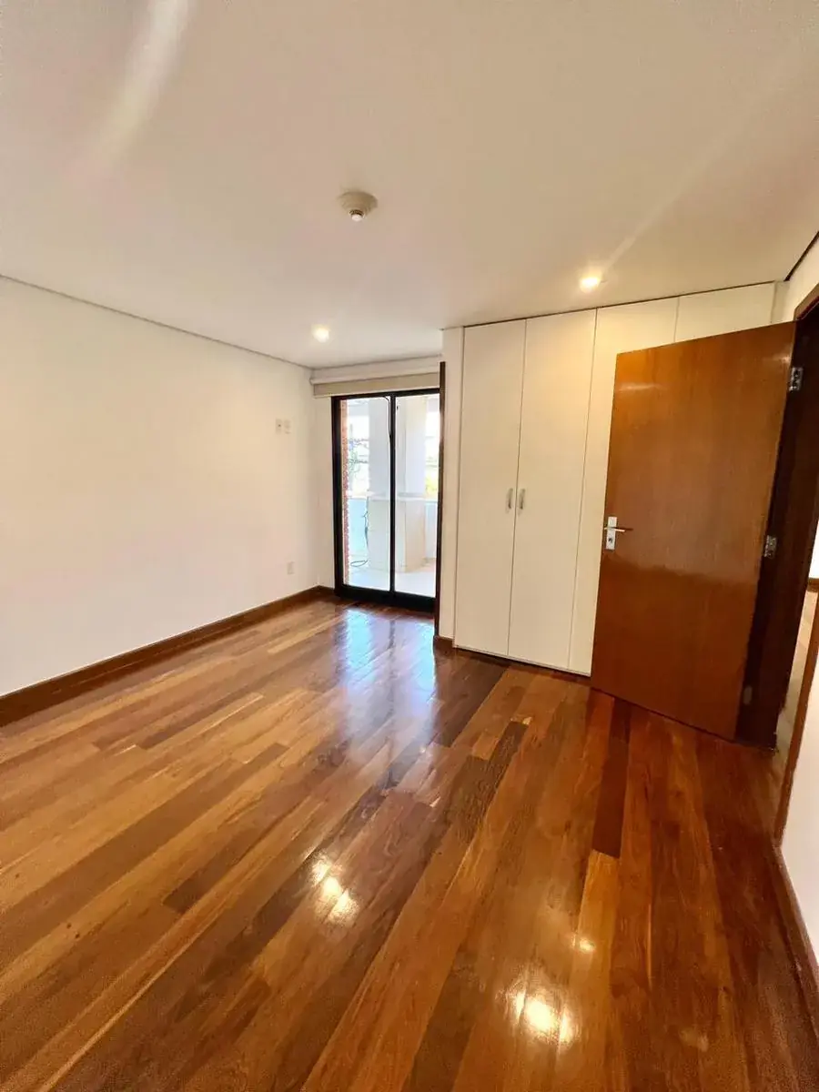 Departamento de 3 dormitorios en Venta en Recoleta, Asunción - Image 9