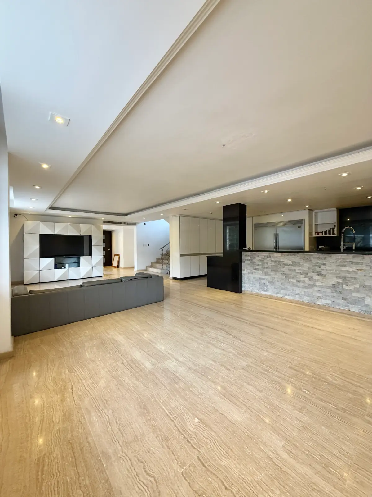Casa en venta, Urb. Miranda. Caracas. - Image 8