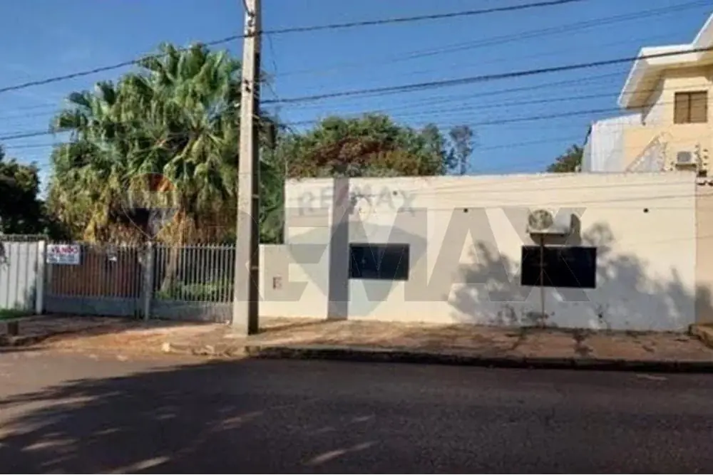4-Bedroom House for Sale in Che la Reina, Ciudad del Este - Image 7