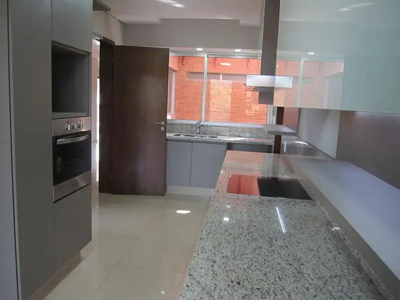 3-Bedroom Apartment for Sale in Carmelitas, Asunción - Image 8