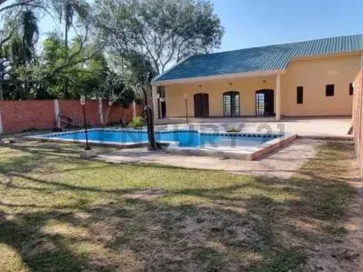 Terreno de 46,024m² à Venda em Ypacaraí