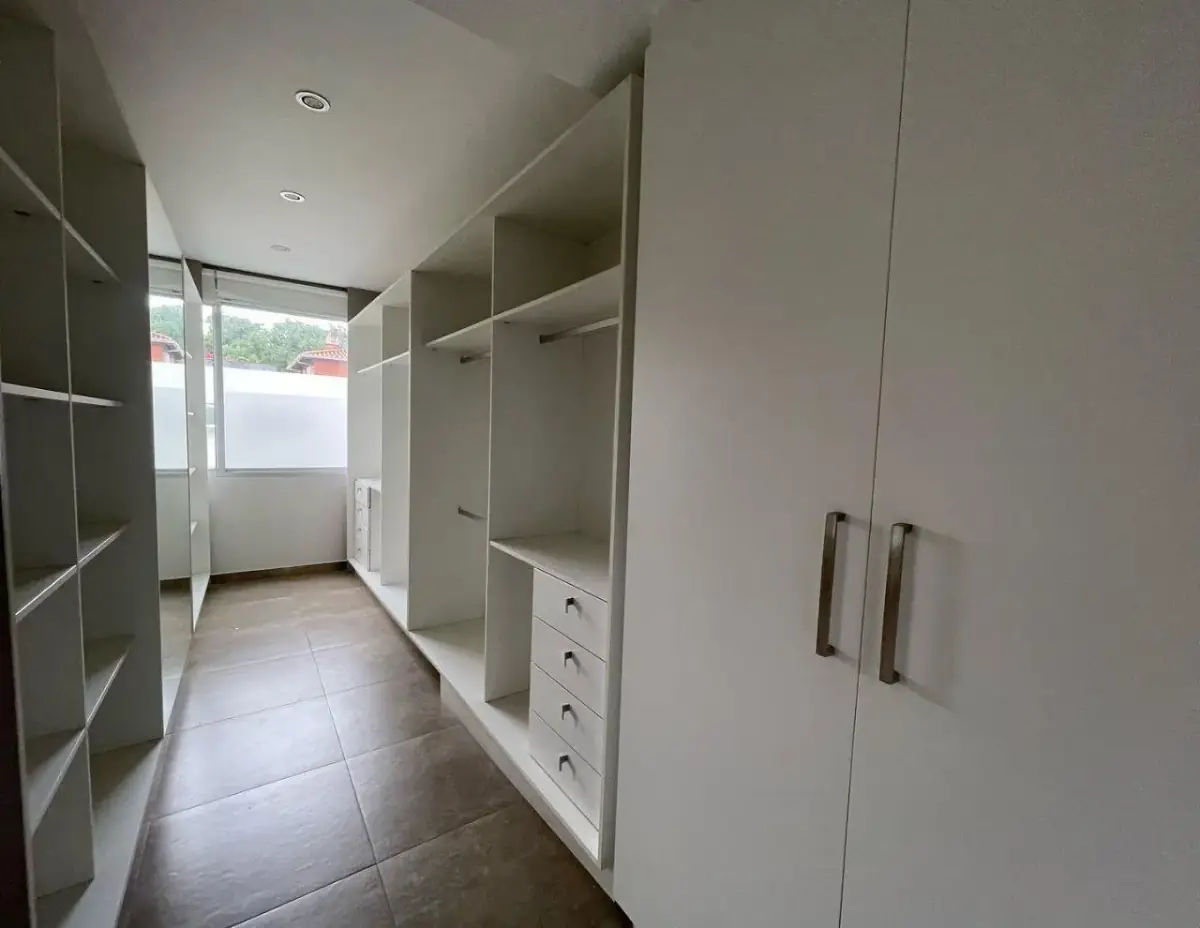 3-Bedroom House for Rent in Mburucuyá, Asunción - Image 16