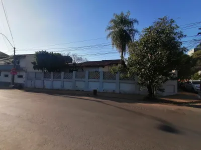 Casa de 2 dormitorios en Venta en Obrero, Lambaré