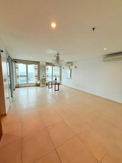 Departamento de 3 dormitorios en edificio Miranda, 190m², en Alquiler en Ycuá Satí, Asunción
