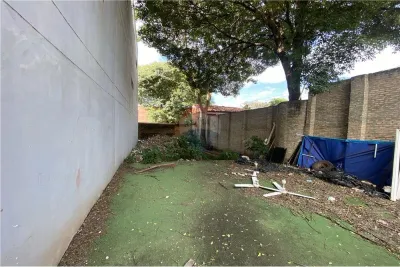 400m² Land for Sale in San Vicente, Asunción