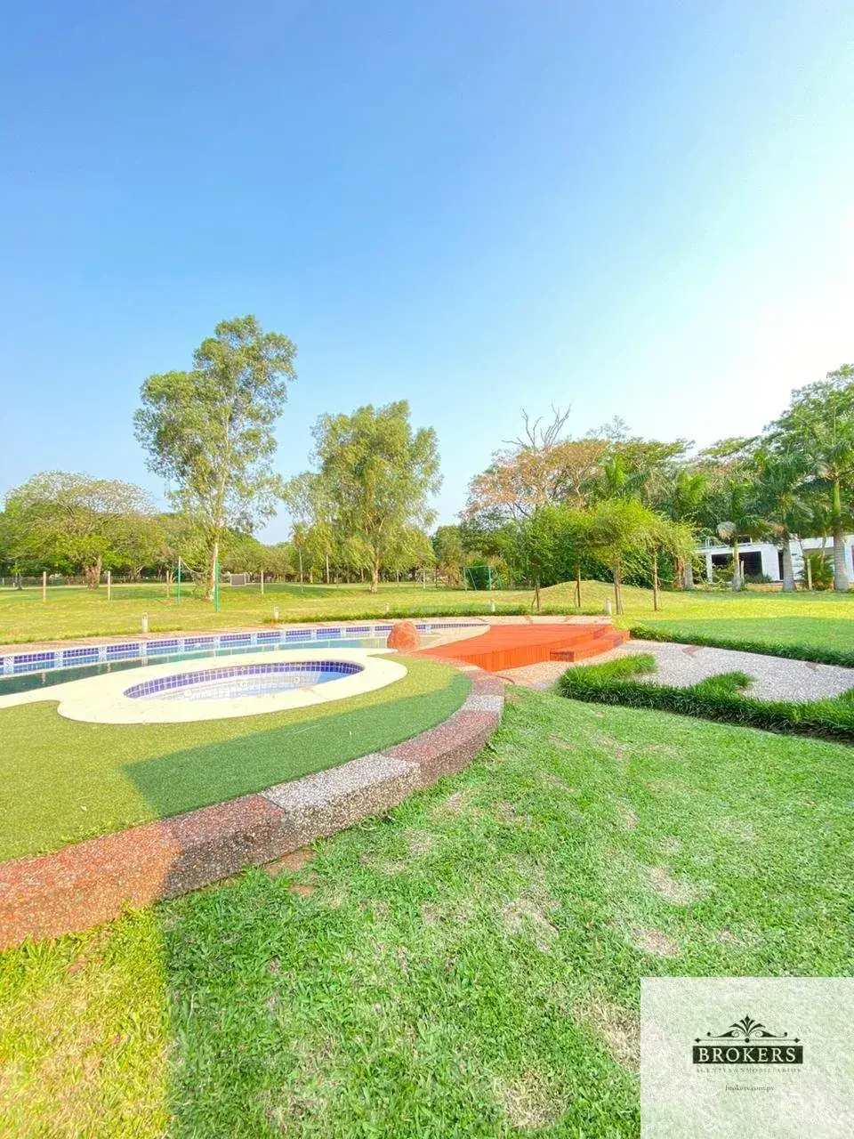 Casa de 4 quartos para Aluguel em Parques del Yatch, Lambaré - Image 5