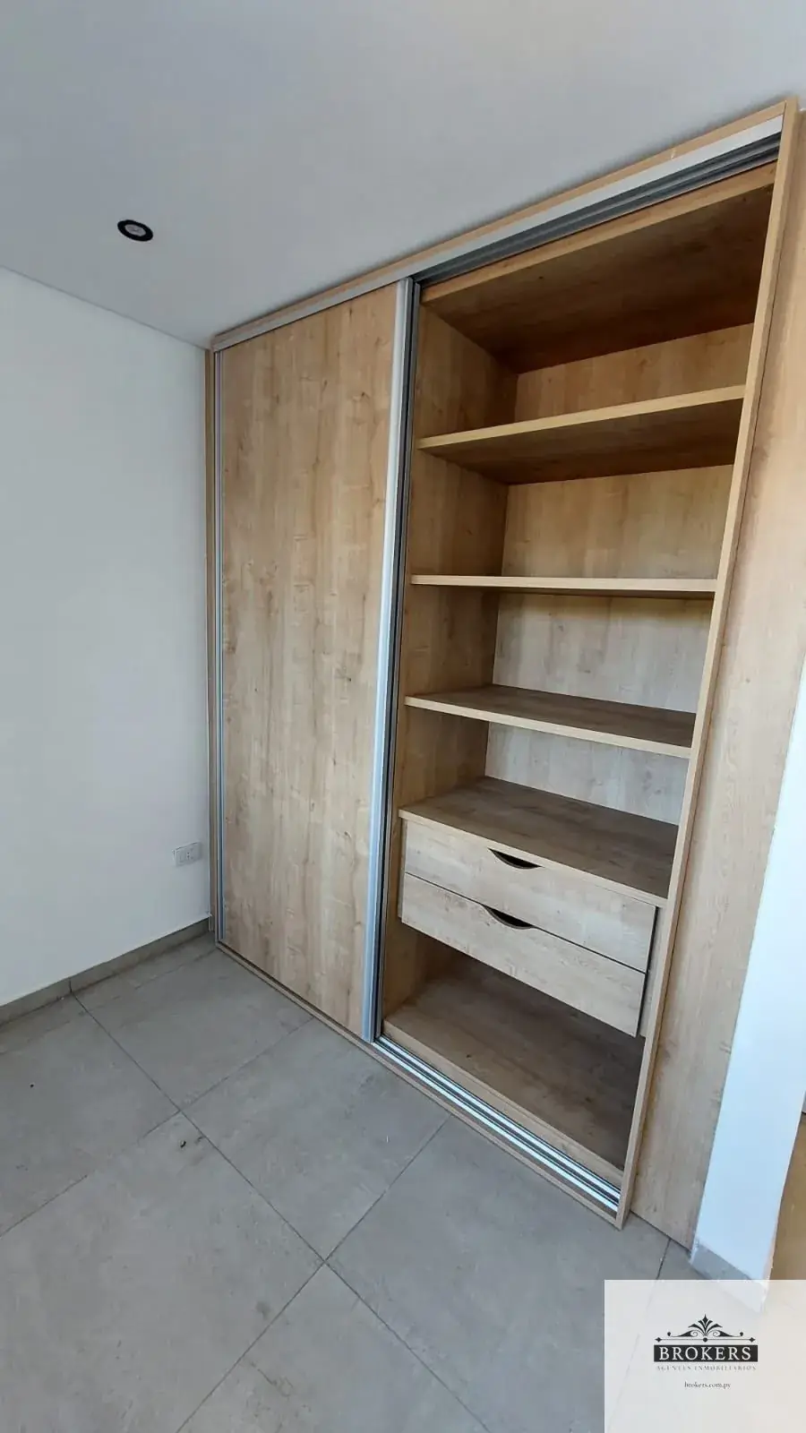 1-Bedroom Apartment for Sale in Recoleta, Asunción - Image 10