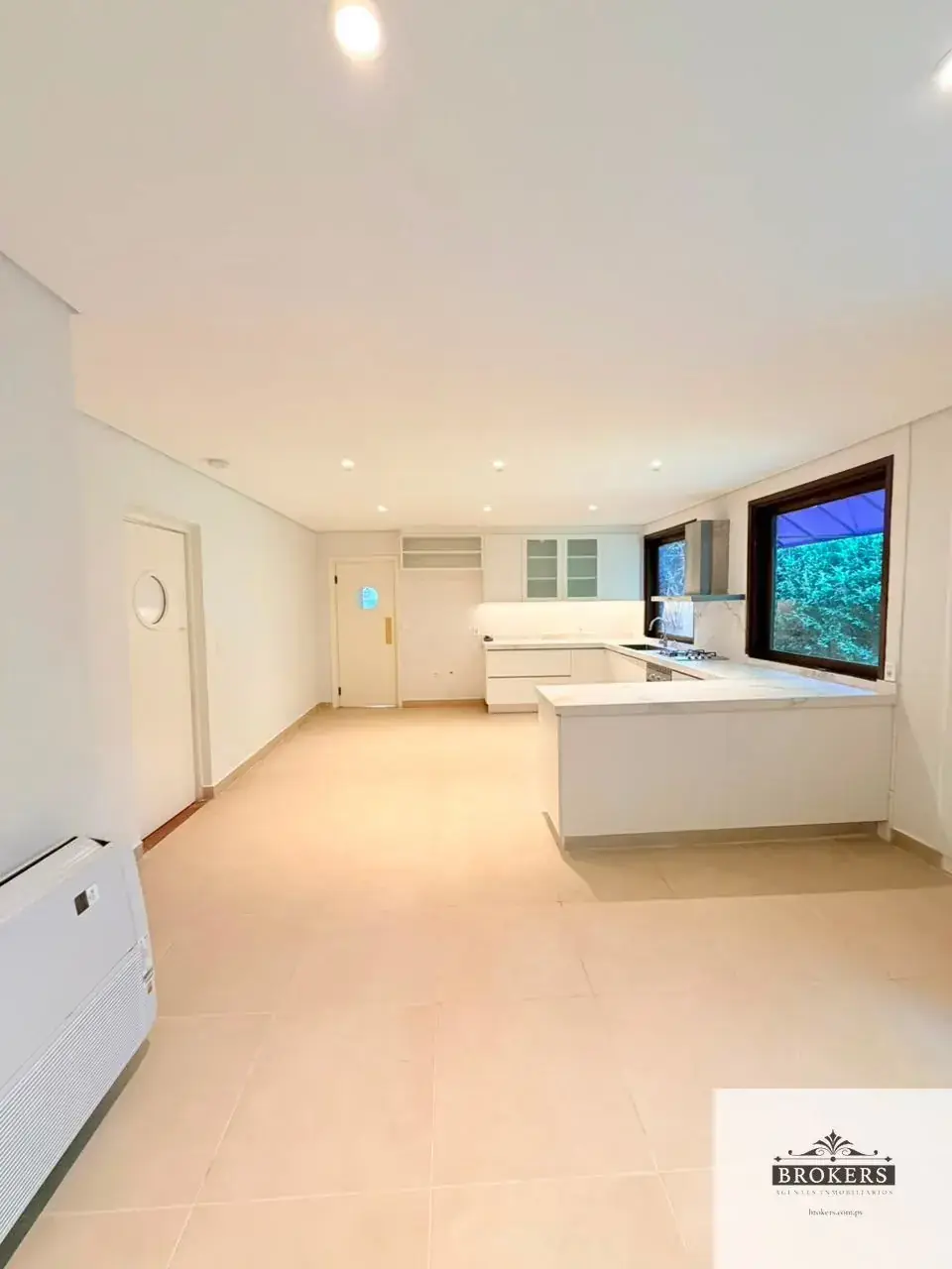 3-Bedroom House for Rent in San Jorge, Asunción - Image 8