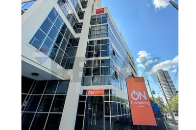 Oficina de 10m² en Alquiler en Mburucuyá, Asunción