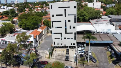 Loja de 2,420m² à Venda em San Cristobal, Asunción