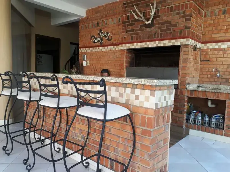 Casa de 4 quartos à Venda em Carmelitas, Assunção - Image 6