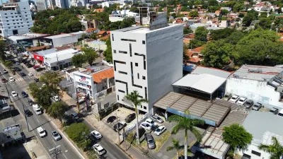Loja de 2,420m² à Venda em San Cristobal, Asunción