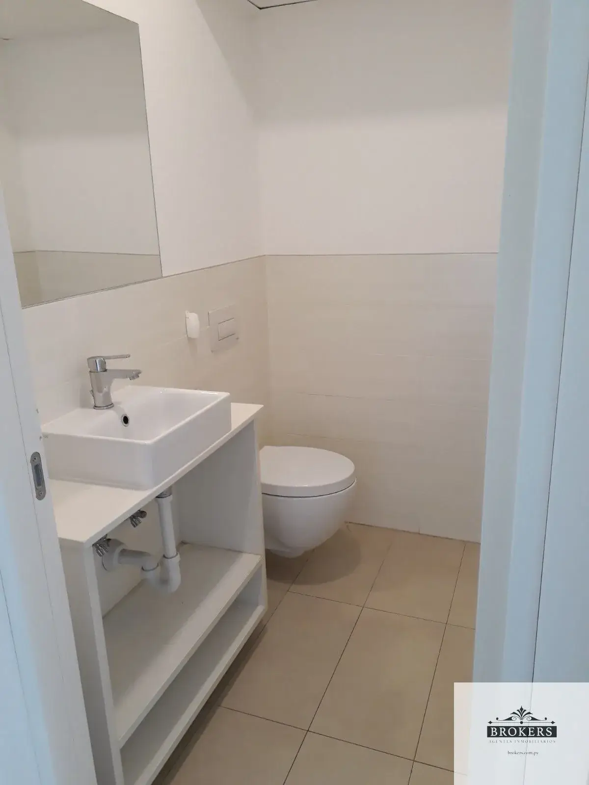 Departamento de 1 dormitorio en Alquiler en Mariscal López, Lambaré - Image 10