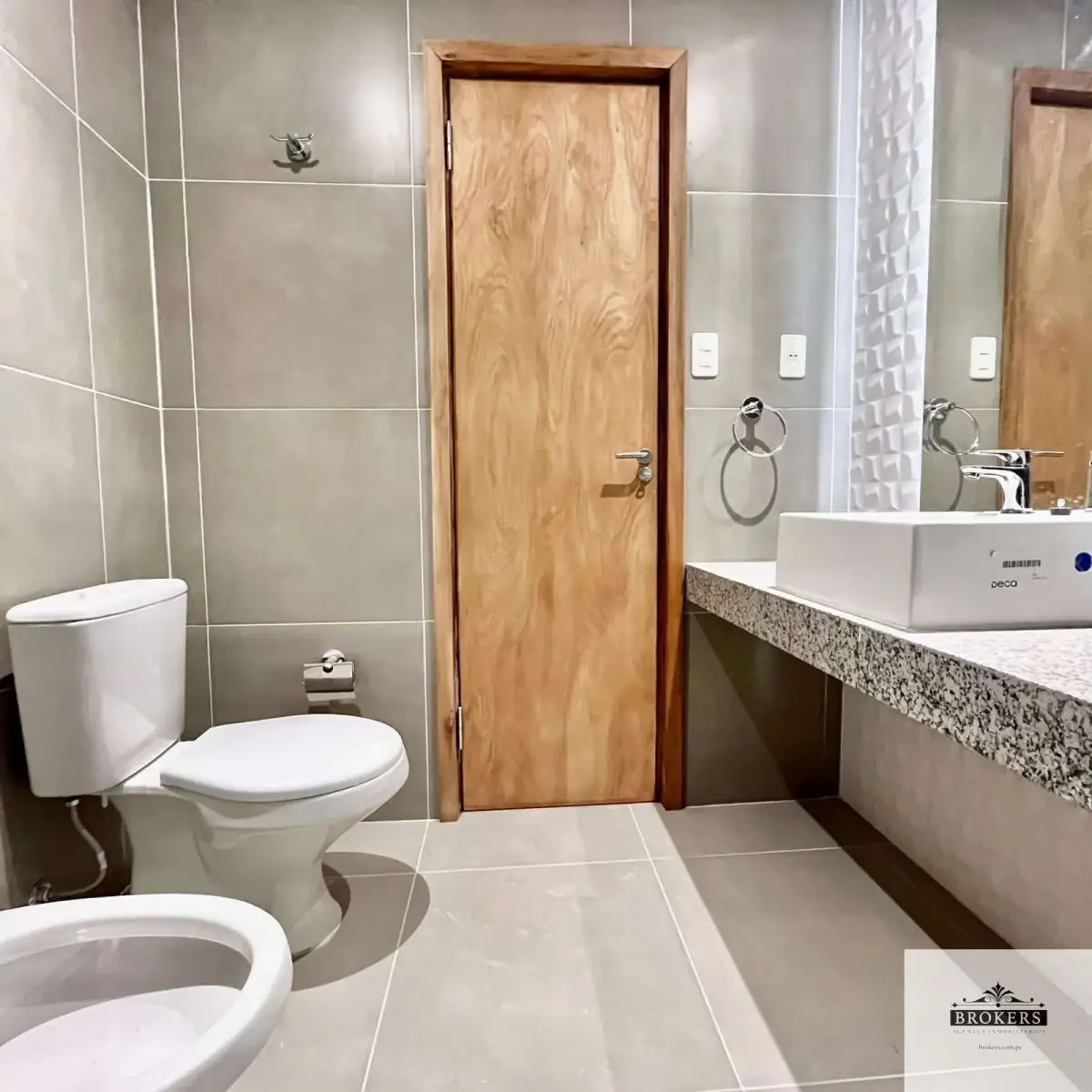 3-Bedroom Apartment for Sale in Jara, Asunción - Image 12