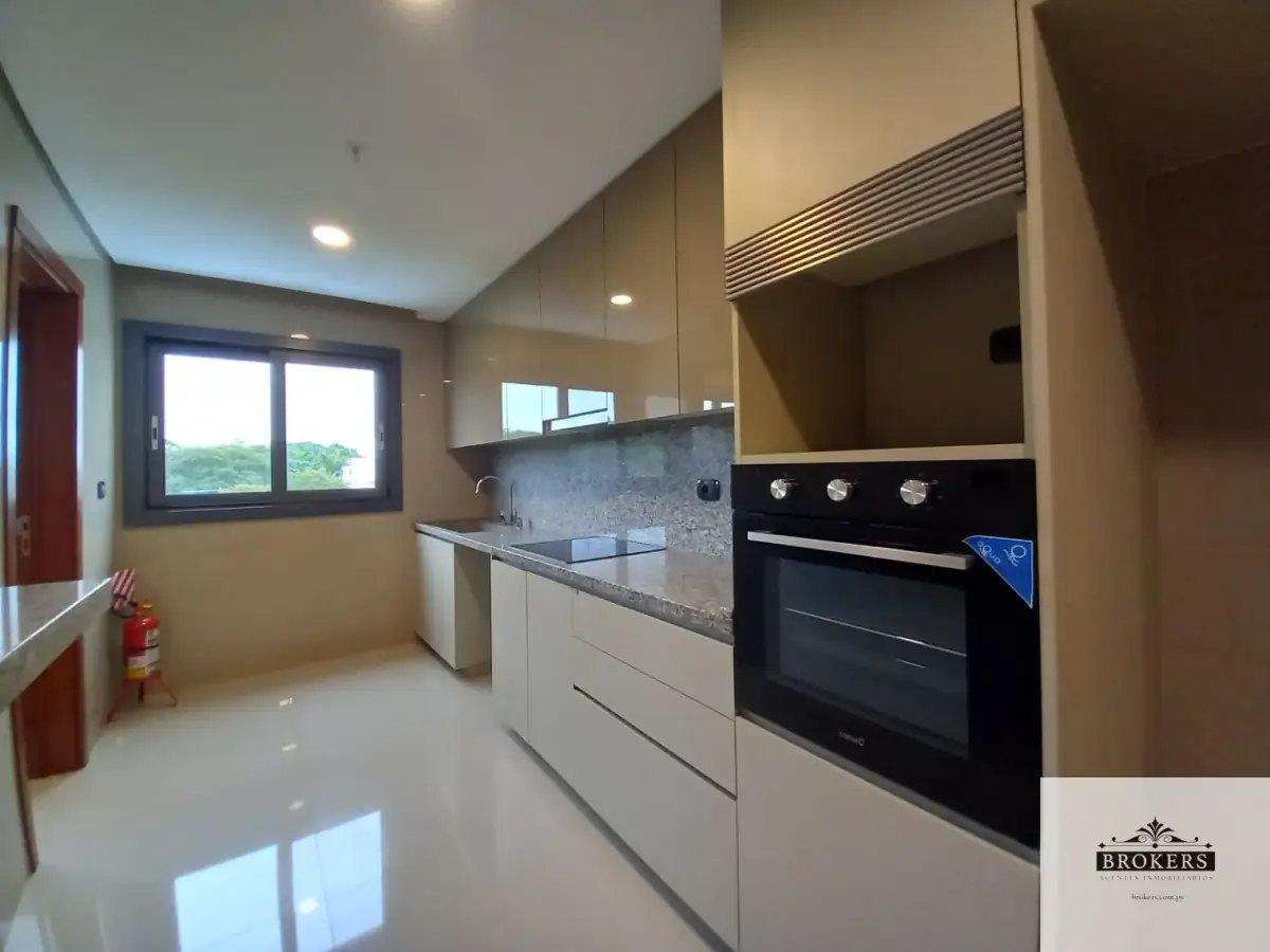 Departamento de 2 dormitorios en Alquiler en Madame Lynch, Asunción - Image 17