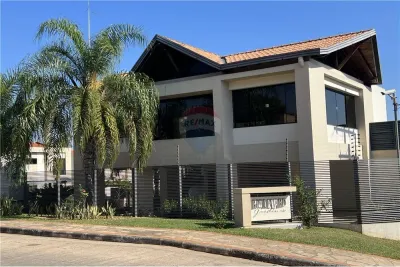 3-Bedroom Apartment for Sale in Cuarto Barrio, Luque