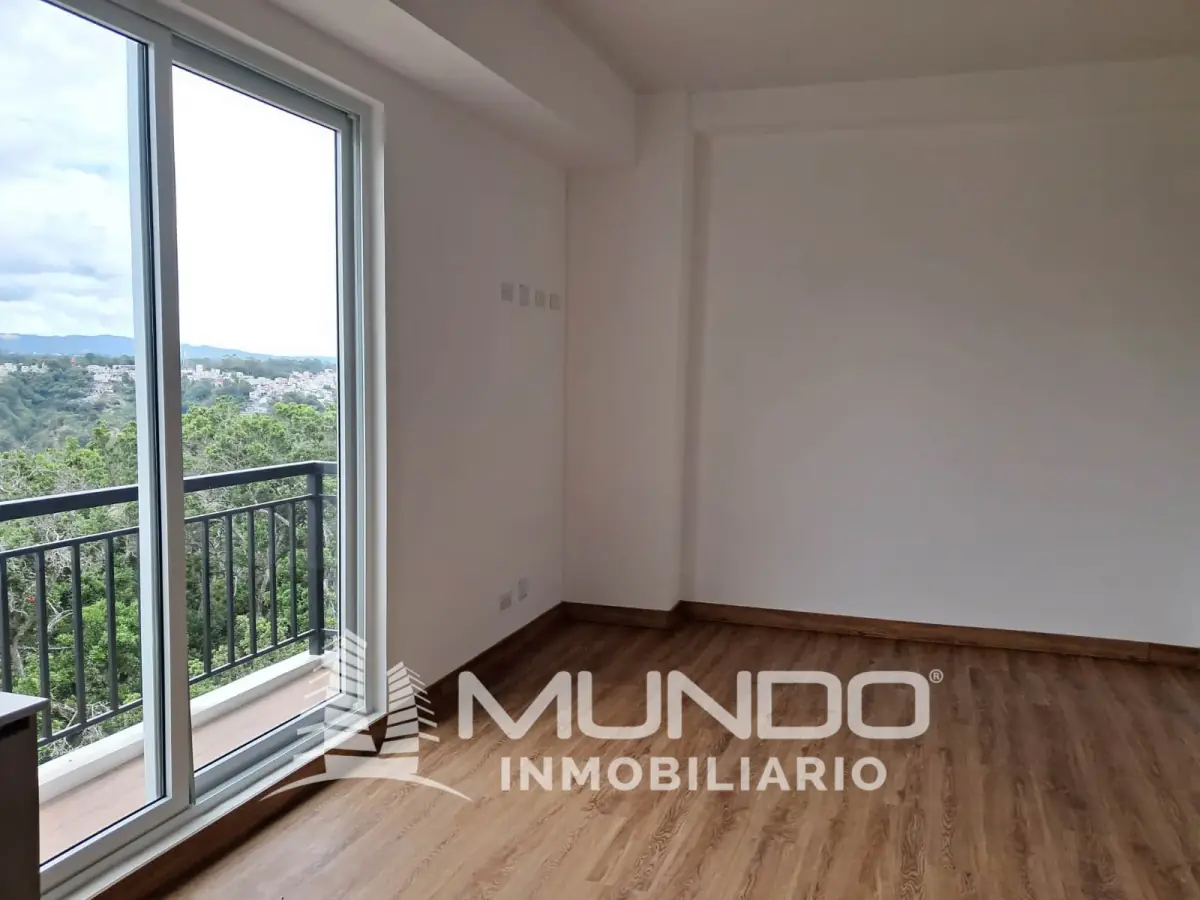3-Bedroom Apartment, 77m², for Sale in Zone 2, Guatemala City - Image 14