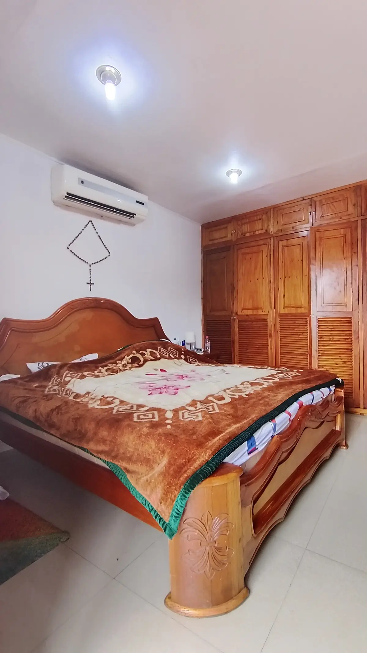 Casa en Casco Histórico de la Guaira, con local comercial. - Image 7