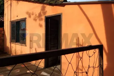 House for Sale in Villa Aurelia, Asunción