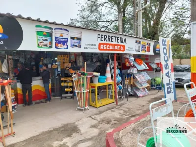 Local Comercial de 150m² en Venta en San Blas, San Antonio