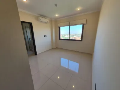 Apartamento de 3 quartos à Venda em Carmelitas, Assunção