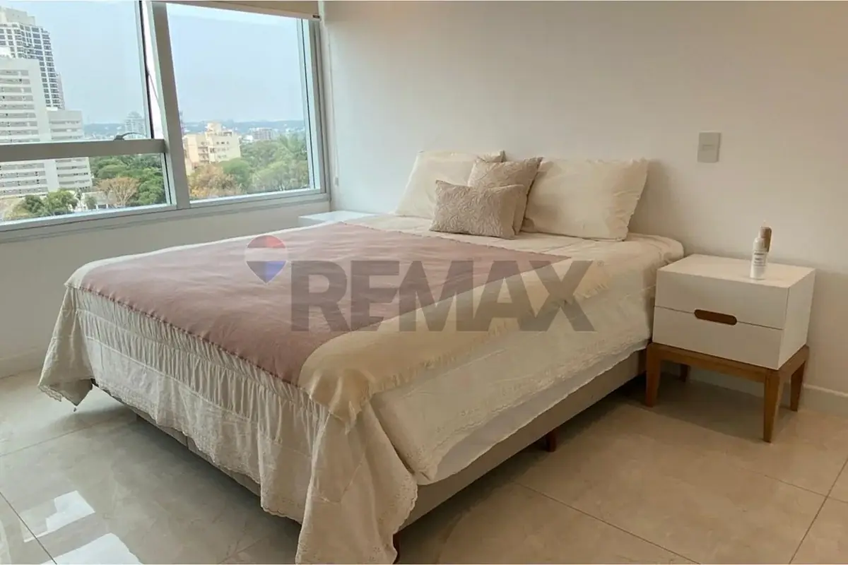 2-Bedroom Apartment in Eminent Building, 105m², for Rent in Ycuá Satí, Asunción - Image 3