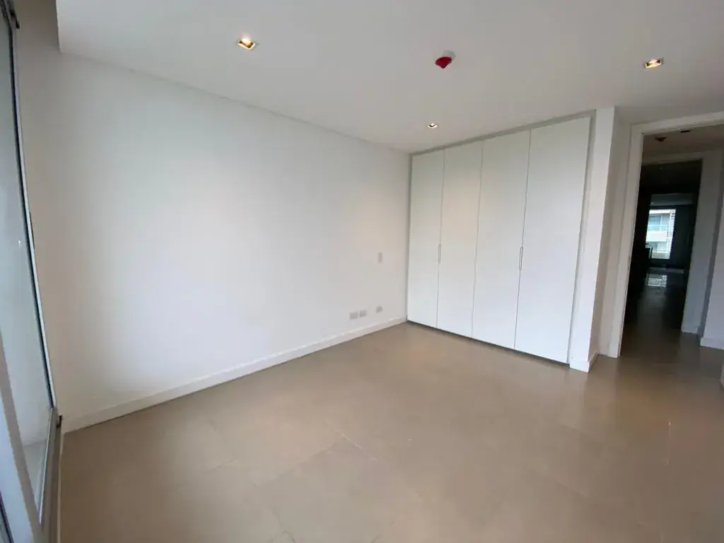 4-Bedroom Apartment for Rent in Mburucuyá, Asunción - Image 13