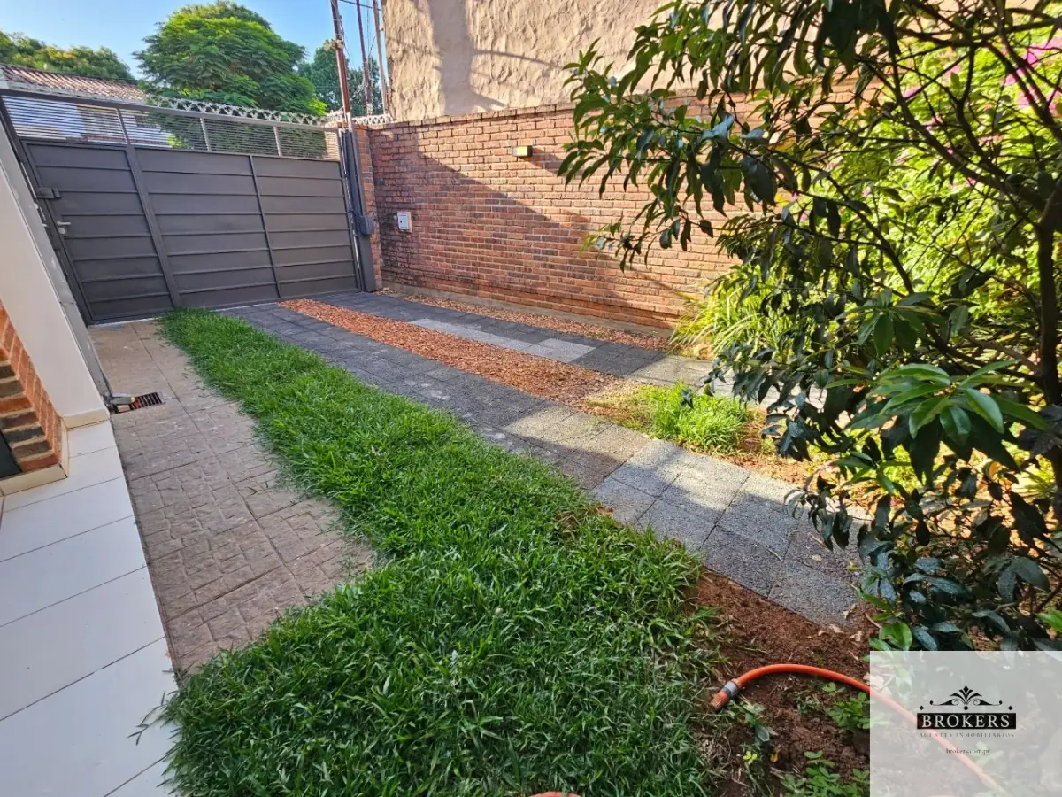 3-Bedroom House for Sale in San Cristobal, Asunción - Image 14